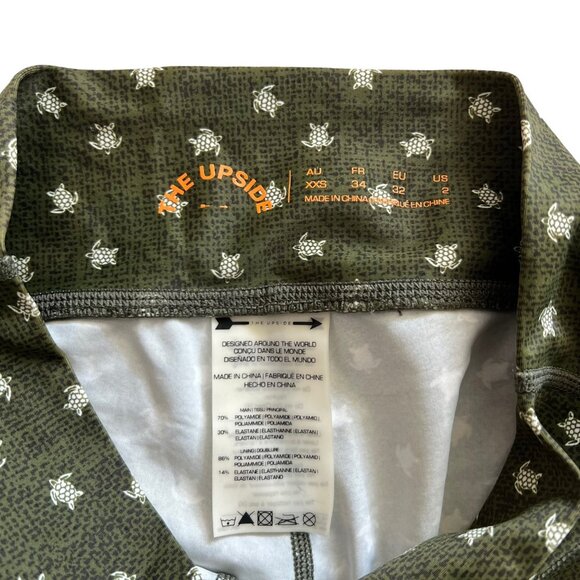 The Upside Women's Sea Turtle Print 7/8 High Rise Legging Active Green Size XS - Picture 4 of 4